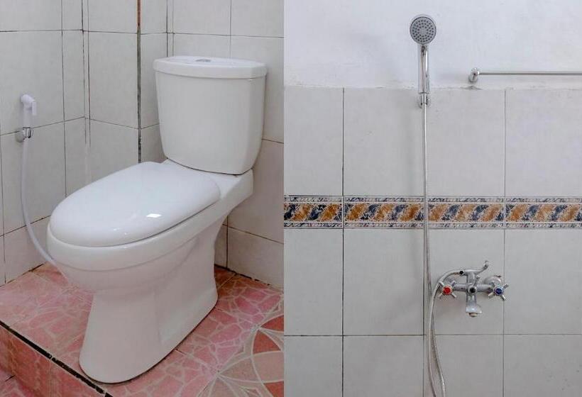 Отель Oyo 538 Villa Handayani Syariah