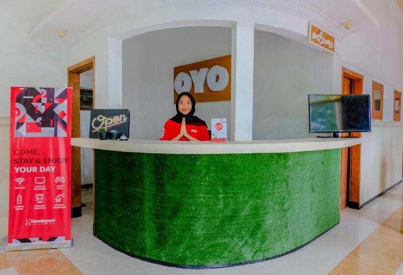 Отель Oyo 538 Villa Handayani Syariah