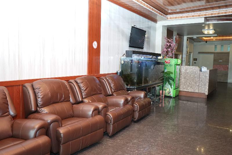 Отель Oyo 633 Ren Z