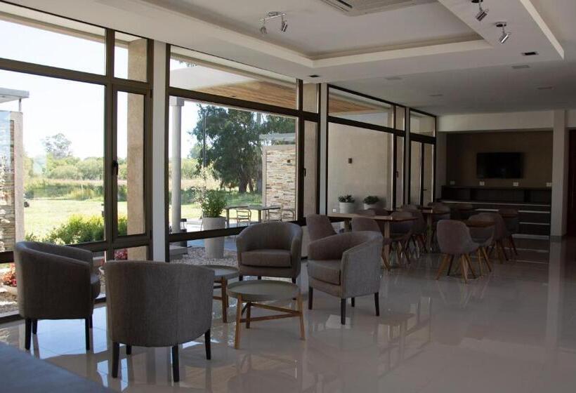 호텔 Portal Del Callvú