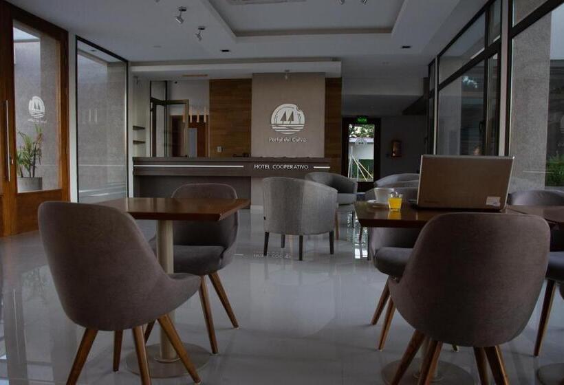 호텔 Portal Del Callvú