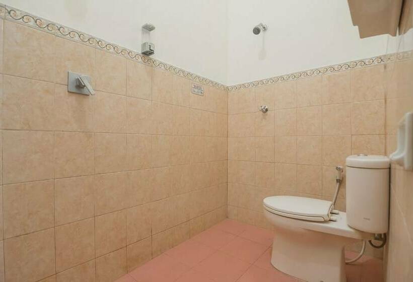 膳宿费 Reddoorz Near Sepinggan Airport Balikpapan 2