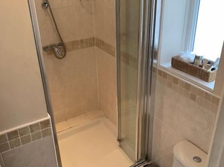 פנסיון Rivendell Guest House