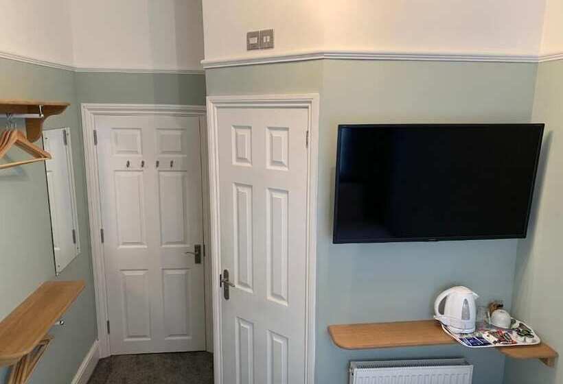 פנסיון Rivendell Guest House