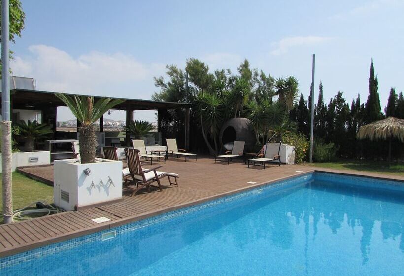 منتجع Cortijo Media Legua