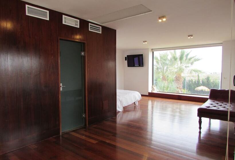 منتجع Cortijo Media Legua