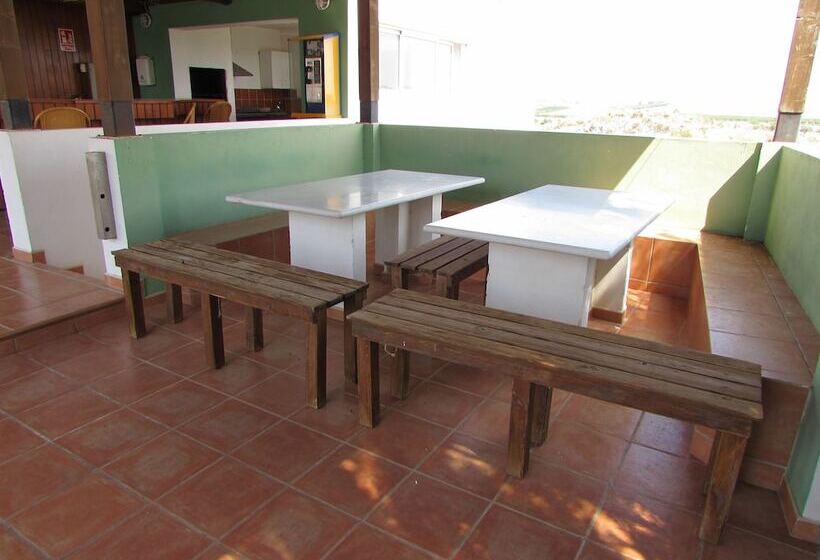 منتجع Cortijo Media Legua