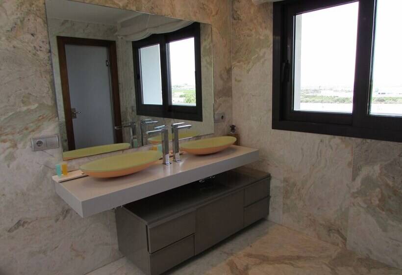 منتجع Cortijo Media Legua