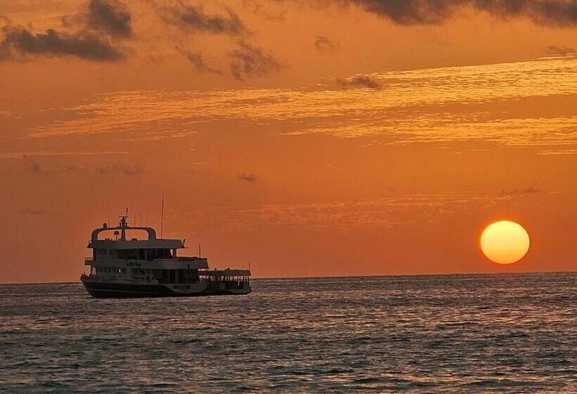 تختخواب و صبحانه Keyla Inn