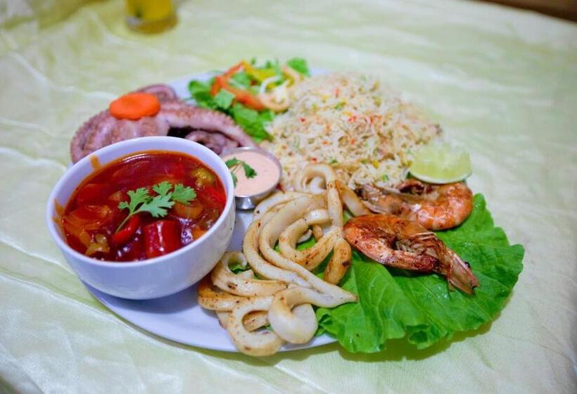 تختخواب و صبحانه Keyla Inn