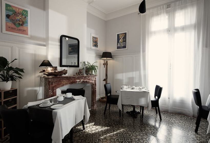 مبيت وإفطار La Domitia   Maison D Hôtes, Spa & Massages