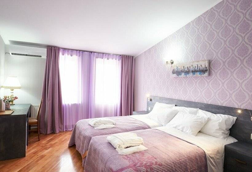 هتل Antique Resorts