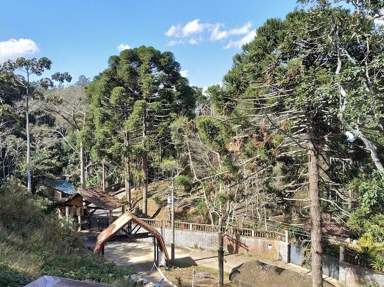 בית מלון כפרי Bela Suíça