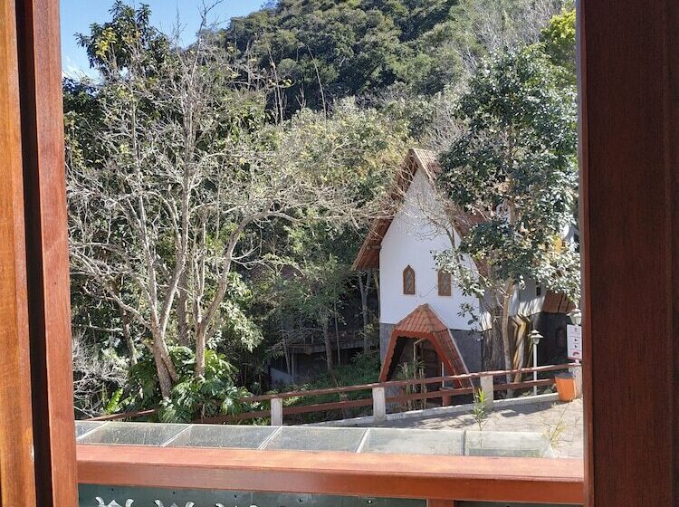 בית מלון כפרי Bela Suíça