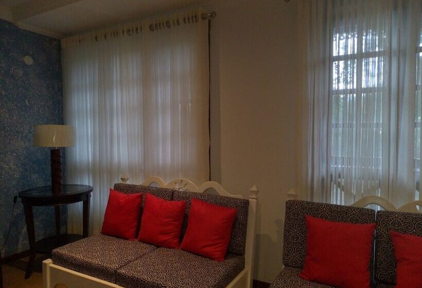 בית מלון כפרי Bela Suíça