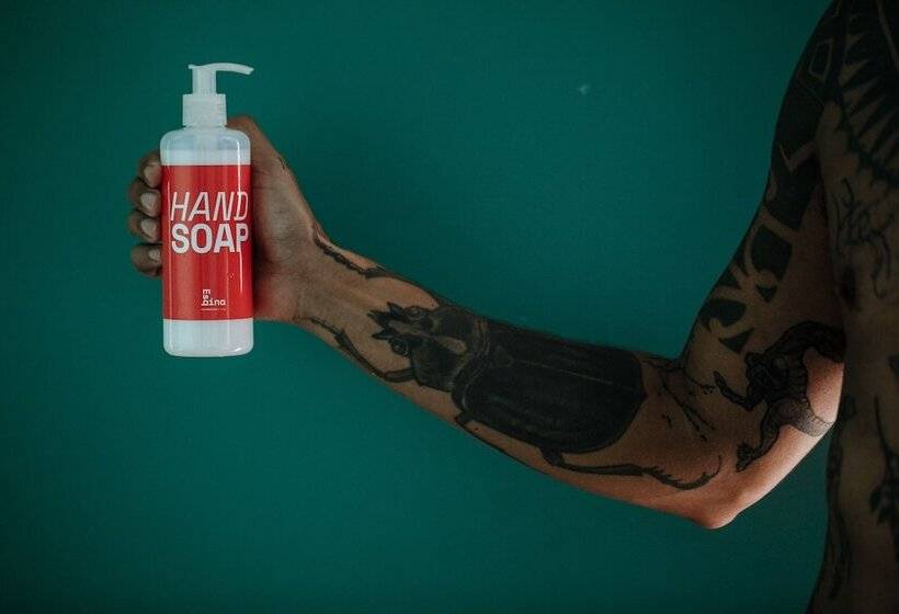 هتل Esqina Cosmopolitan Lodge