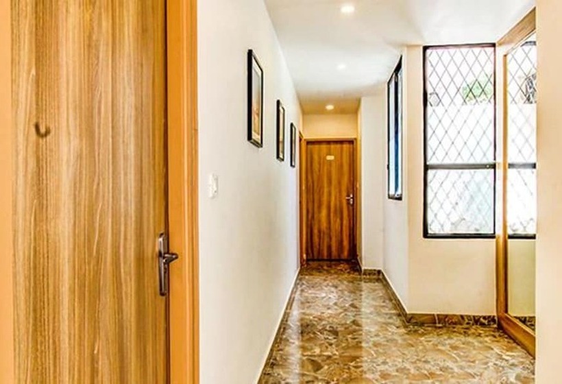 Fabhotel Vista Suites