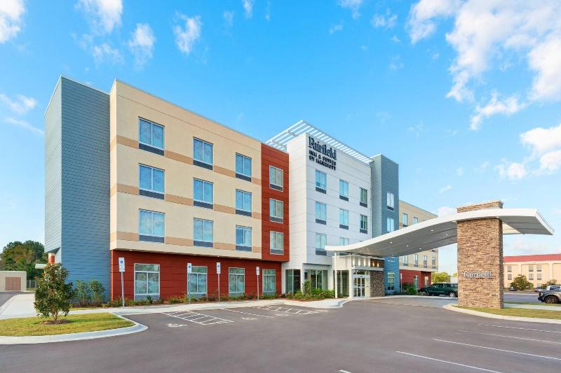 Отель Fairfield Inn & Suites Santee