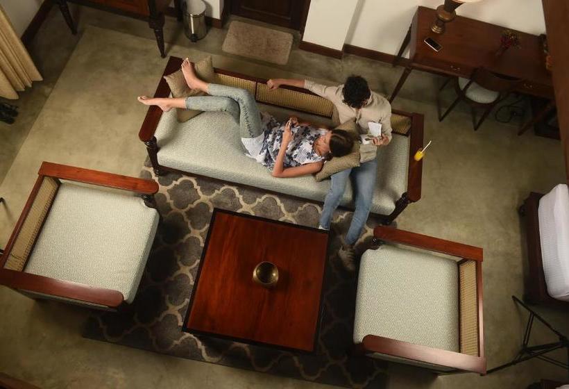 فندق Highcairn Luxury Boutique