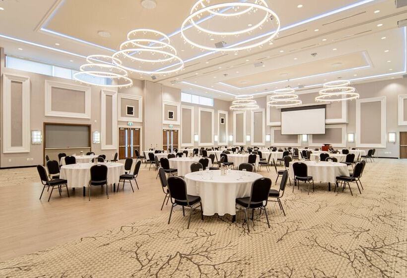 فندق Towneplace Suites By Marriott Brantford And Conference Centre