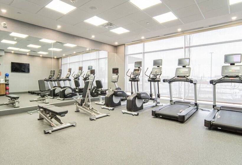 فندق Towneplace Suites By Marriott Brantford And Conference Centre