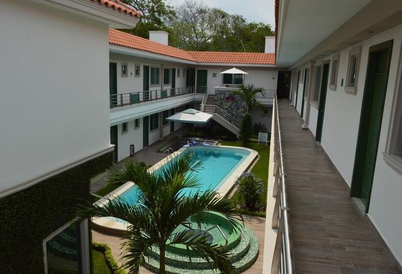 호텔 Villa Magna Poza Rica