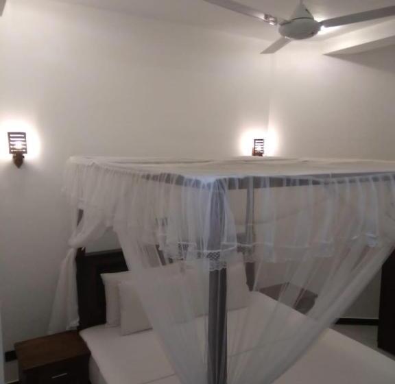 Пансион The Green Lagoon Villa