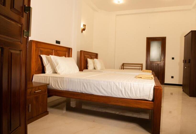 Пансион The Green Lagoon Villa