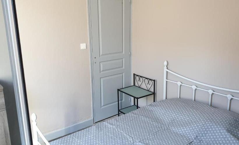 Общежитие La Chambre Des Cht'is