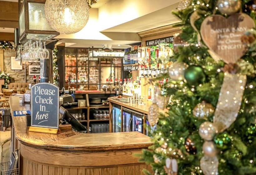 فندق صغير The Pooley Bridge Inn