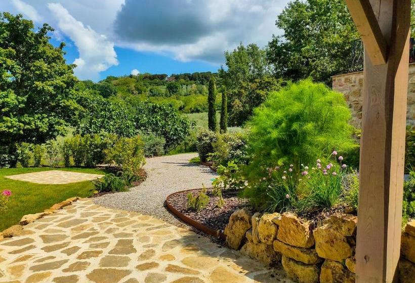 مبيت وإفطار Fonte Martino Guest House & Estate