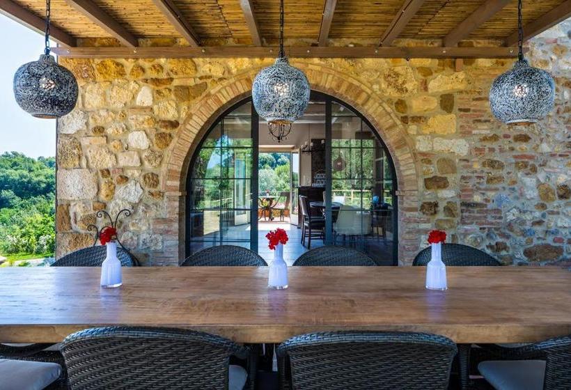 مبيت وإفطار Fonte Martino Guest House & Estate