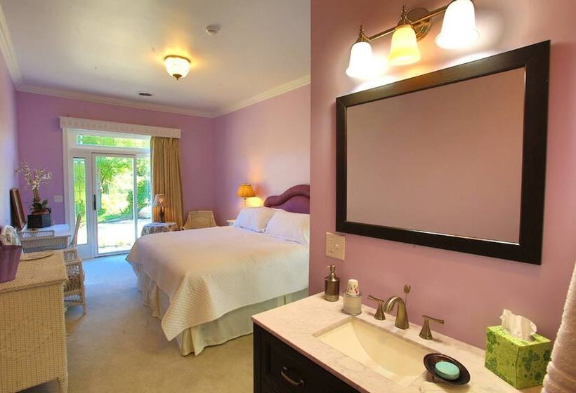 مبيت وإفطار Inntiquity, A Country Inn