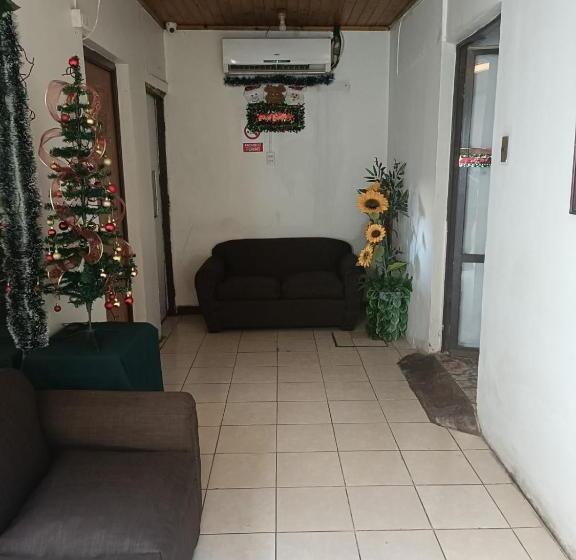 Bed & Breakfast Residencial Don Santiago