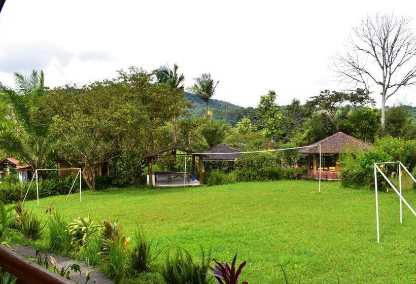 هتل Cabañas Bambu Mindo