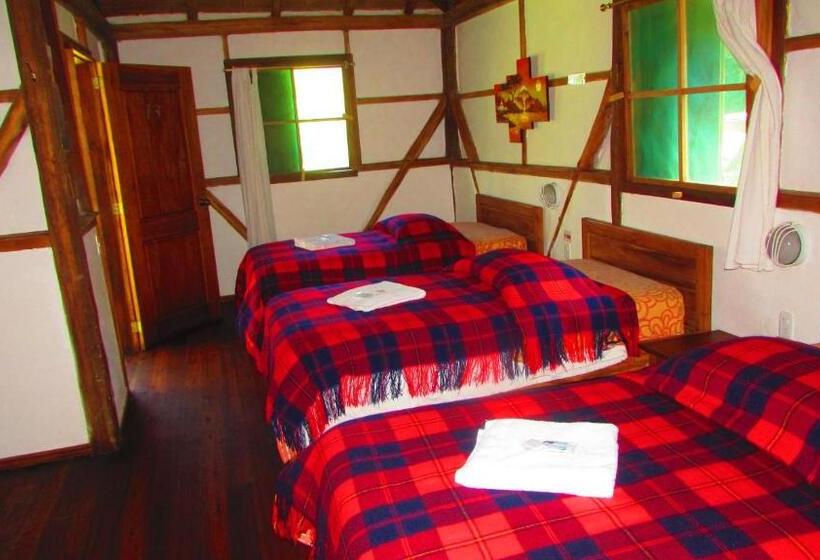 هتل Cabañas Bambu Mindo