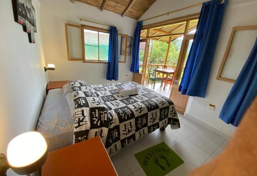 هتل Cabañas Bambu Mindo