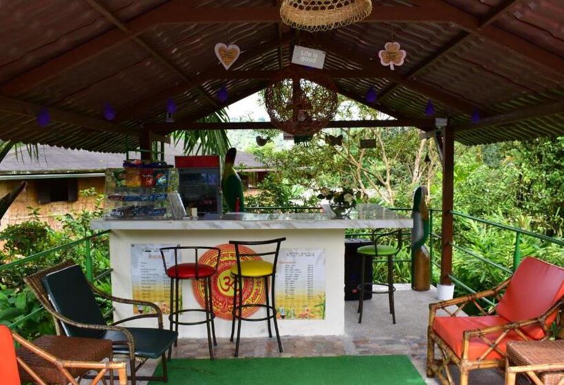 هتل Cabañas Bambu Mindo