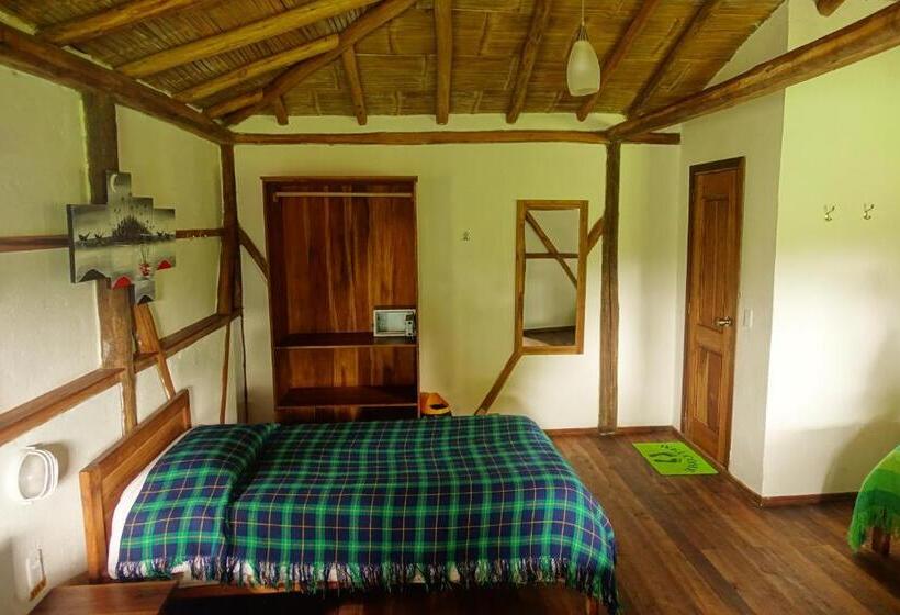 هتل Cabañas Bambu Mindo