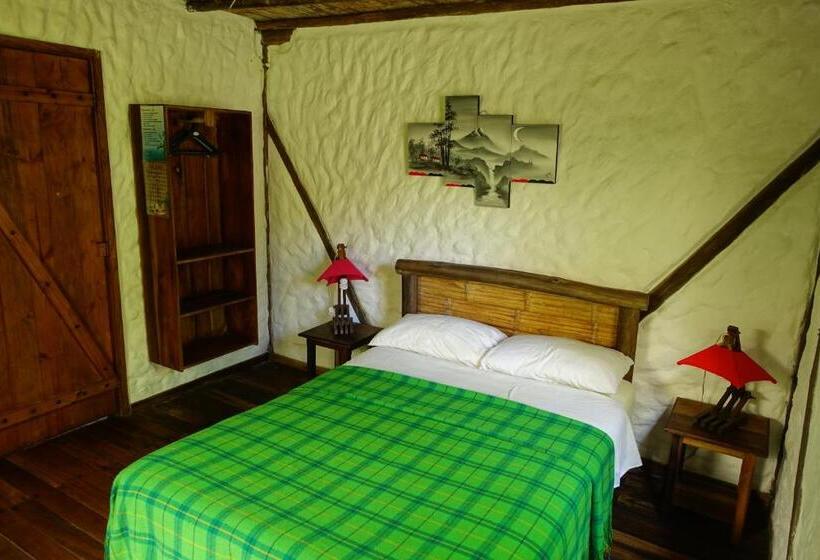 هتل Cabañas Bambu Mindo