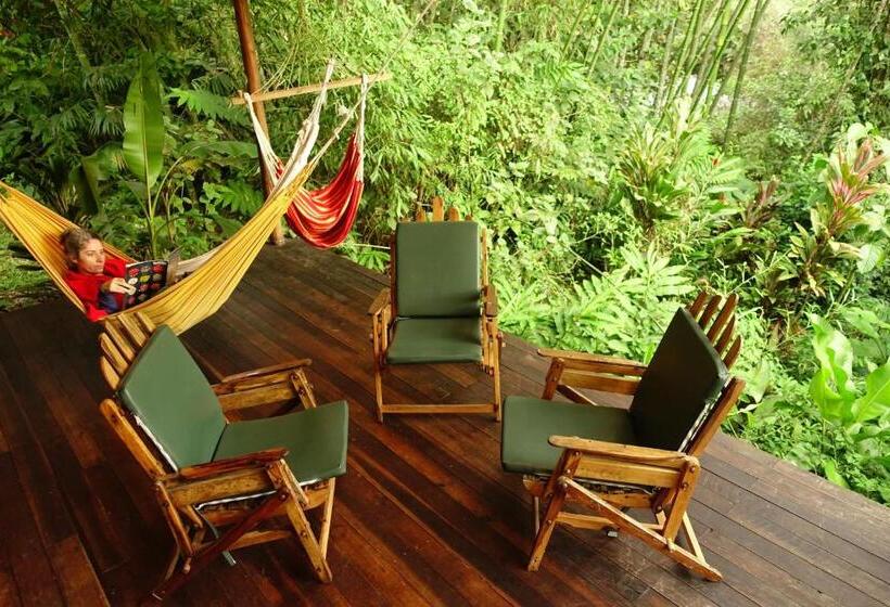 هتل Cabañas Bambu Mindo