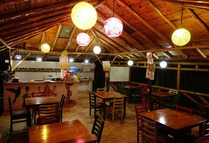 هتل Cabañas Bambu Mindo