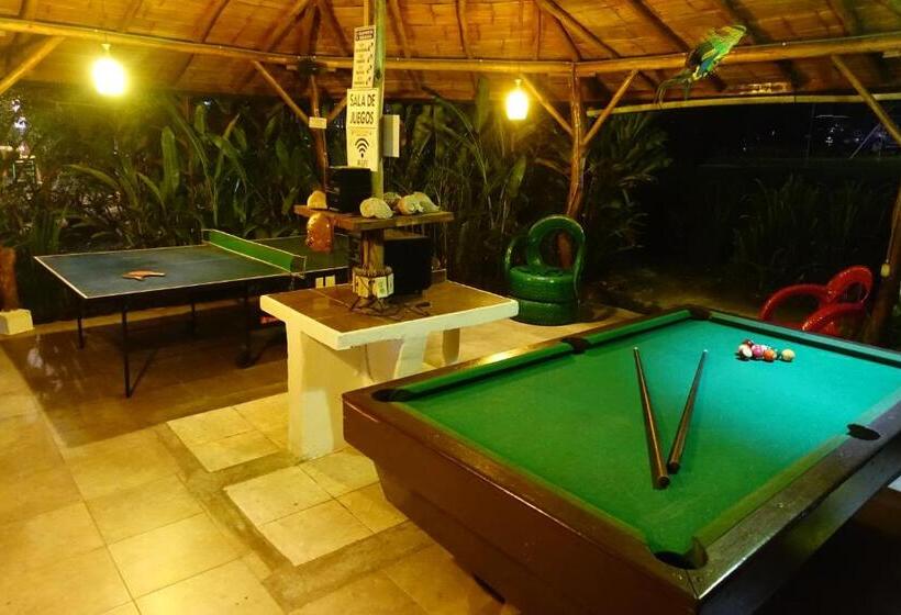 هتل Cabañas Bambu Mindo