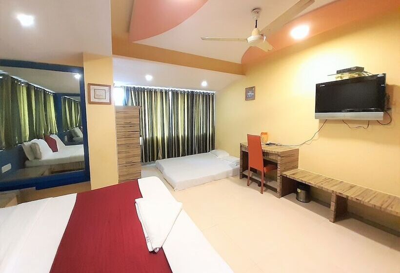 בית מלון כפרי Hexa Executive