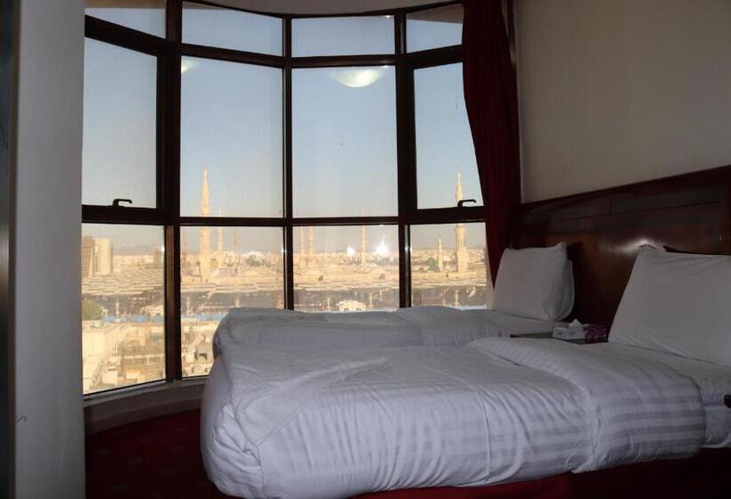 Отель Karam Taibah Almasi