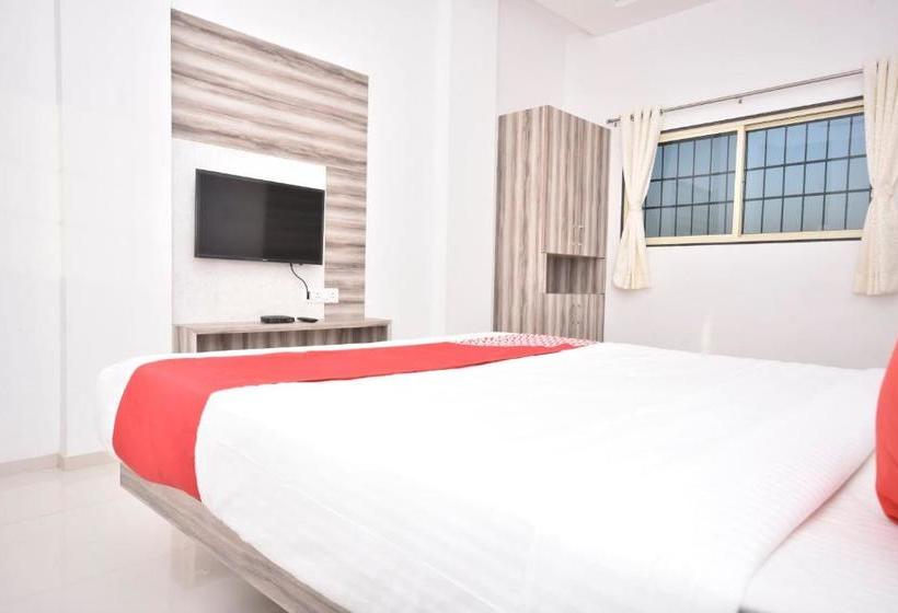 בית מלון כפרי Oyo 29437 Ramesh Inn