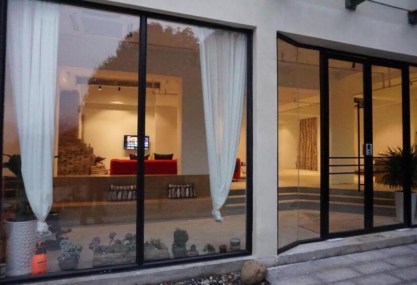 فندق Yangshuo Serene Cove