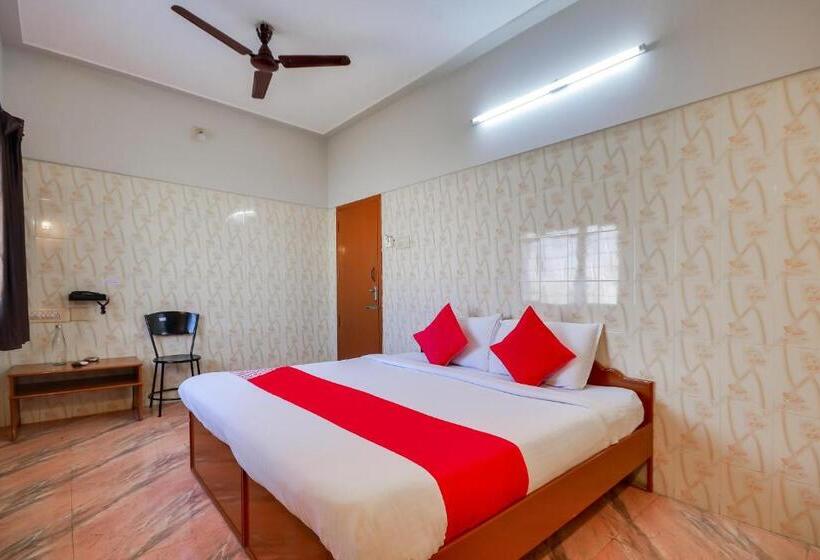 Super Hotel O Tiruppur Near Railway Station