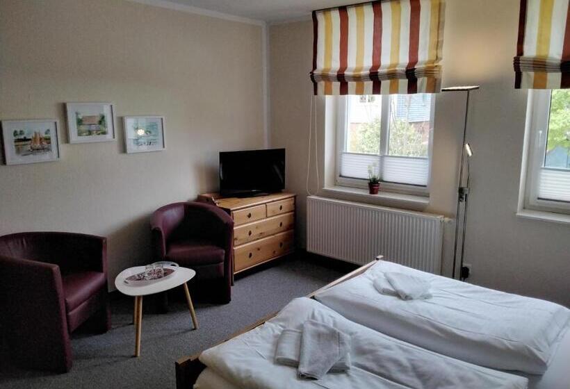 펜션 Am Weinbergschloss