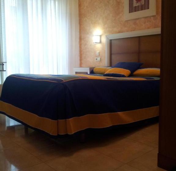 Пансион Hostal Conchi